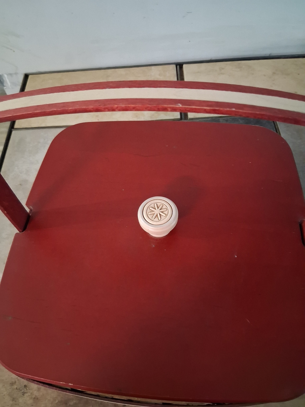 Longaberger Snowflake Cookie Basket with Red Lid - Picture 6 of 10